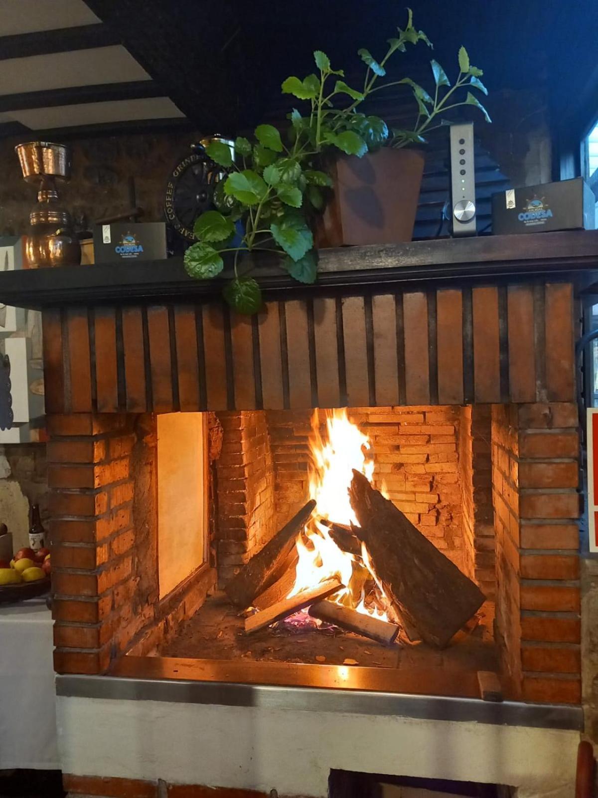 Hotel El Pucheru 4 Almas Barcenaciones Zewnętrze zdjęcie
